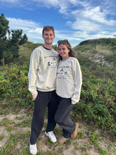 Load image into Gallery viewer, Don’t Ghost Your Feeling Crewneck

